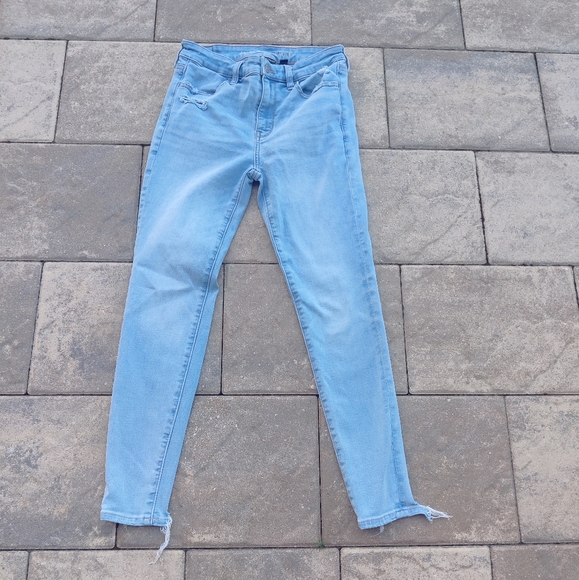 American Eagle Light Blue Skinny Jeans - Picture 1 of 5